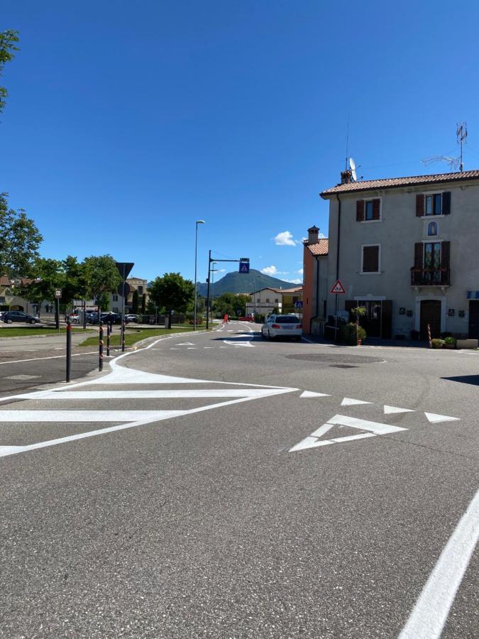 Appartamento Eli Calmasino Exterior foto